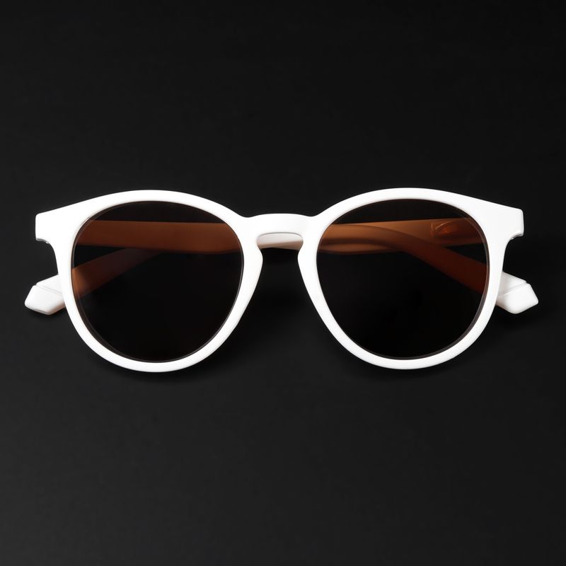 White Round Sunglasses – Retro Polarized UV400 Unisex Shades